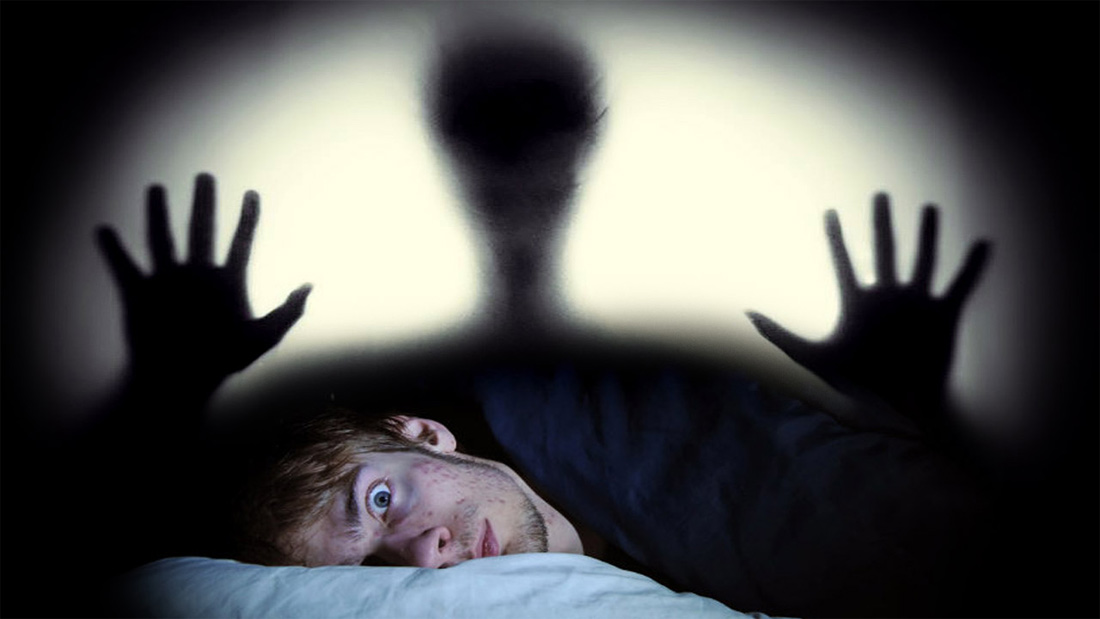 Parálisis del sueño y abducciones extraterrestres: ¿existe relación?