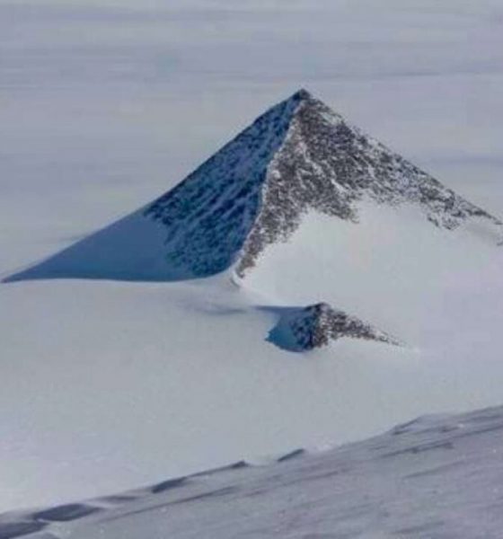 Pirámides antiguas descubiertas en la Antártida
