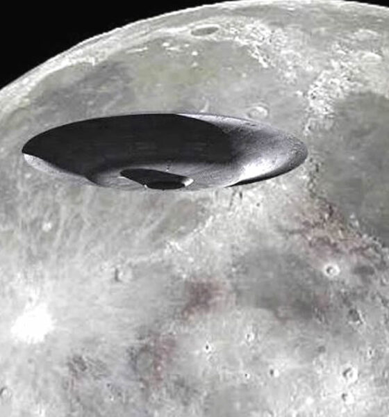 Video capta un OVNI gigante volando sobre la superficie de la Luna