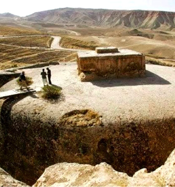 Estupa de Takht-e Rostam en Aybak, Afganistán