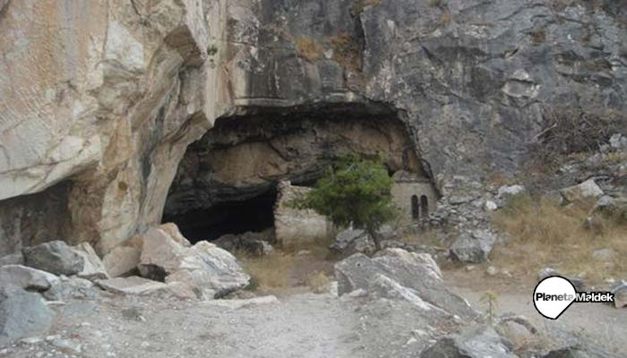 La cueva tiene una historia llena de misterios paranormales