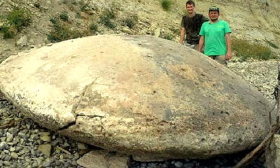 Hallan misteriosos y enormes discos de piedra en Rusia