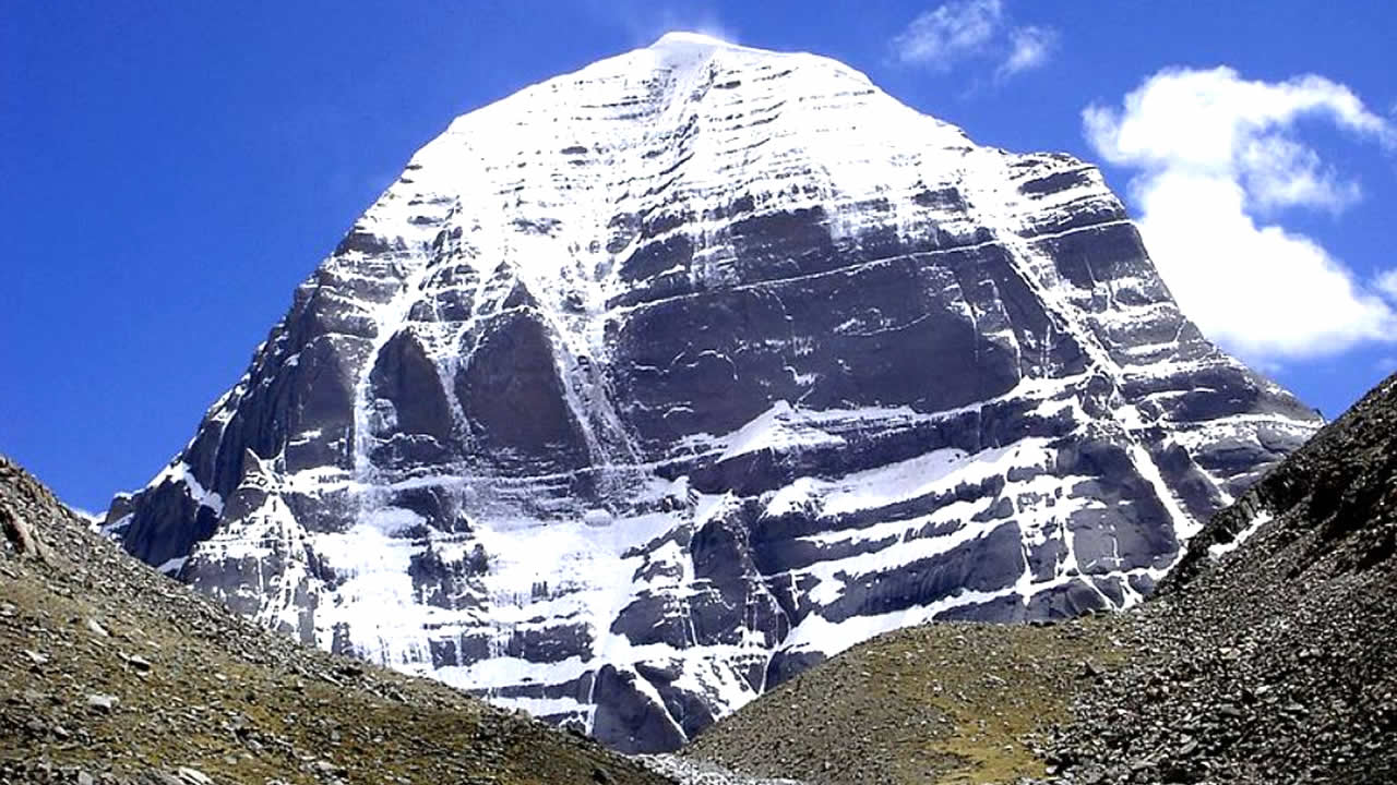 Descubren una antigua y extraña anomalía cerca de la cima del Monte Kailash